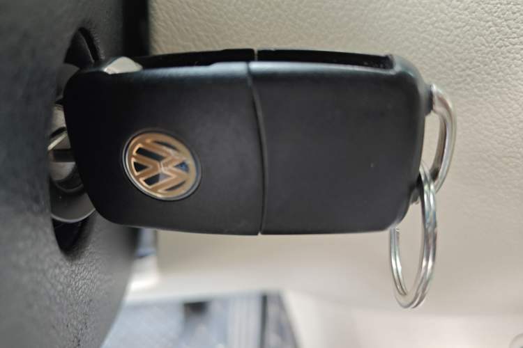 Used Volkswagen Tiguan 2010 1.8 TSI Automatic Two-Wheel Drive Urban Edition Vehicle Key