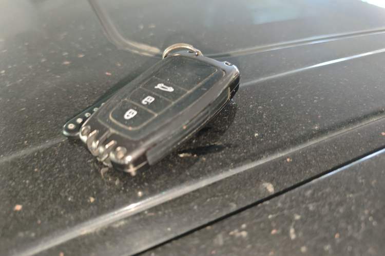 Used Toyota Camry 2018 2.0S FENGSHANG Edition
