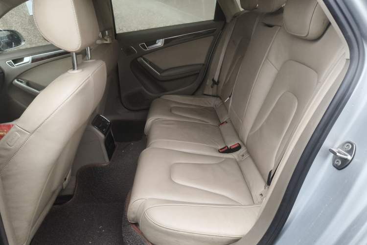 Used Audi A4L 2011 2.0 TFSI Technology Edition