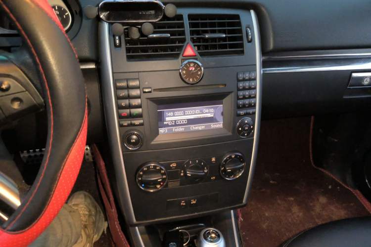 Used Mercedes-Benz B-Class 2009 B 200 Fashion Model Audio And AC Panel