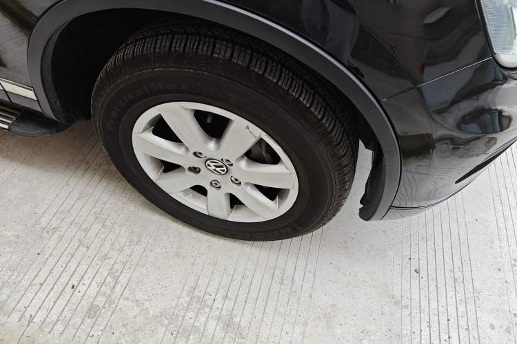 Used Volkswagen Touareg 2011 3.0 TSI Standard Version