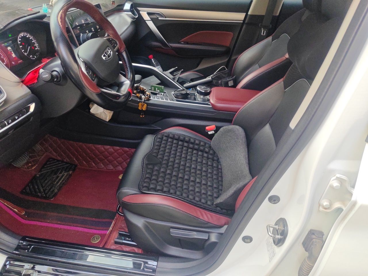 Geely Auto Coolray 2021 1.4T DCT Diamond Edition — снимка 16