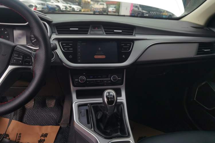 Used Geely Auto Emgrand GL 2018 1.4T Manual Elite Smart Connectivity Version