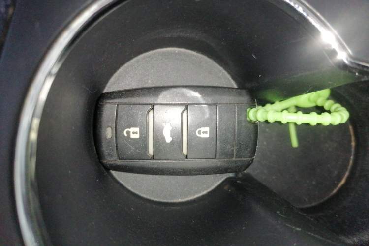 Used CHANGAN CS75 2016 1.8T Automatic Elite Model China V Standard
