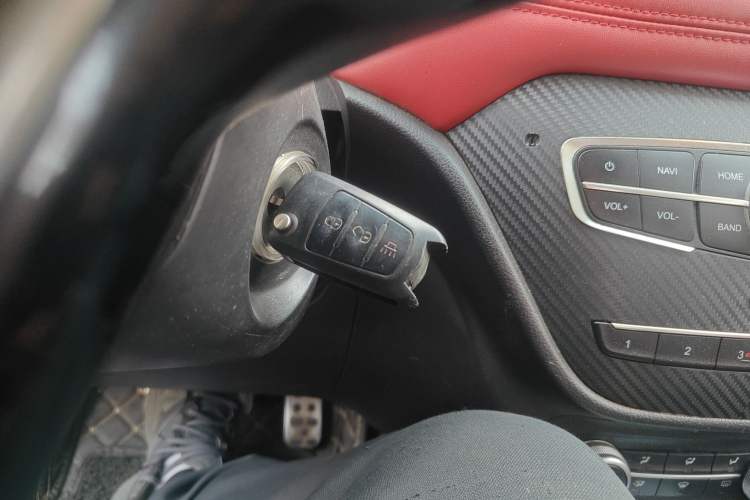 Used Haval H1 2015 1.5L AMT Luxury Model