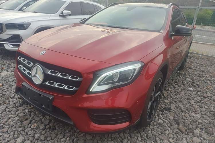 Used Mercedes-Benz GLA 2018 GLA 220 4MATIC Sport Edition Guazi used car, China used car export, Used car for sale, Used  cars, Cheapest cars for sale