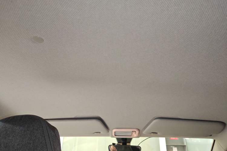 Used Wuling Hongguang MINIEV 2021 Macaron Premium Model – Lithium Iron Phosphate
