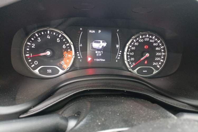 Used Jeep Renegade 2018 Connected Large Screen Version 180T Automatic Jingneng Version Odometer Close Up