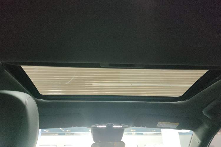 Used GAC Trumpchi EMPOW 2021 270T DCT J11 Version Headliner