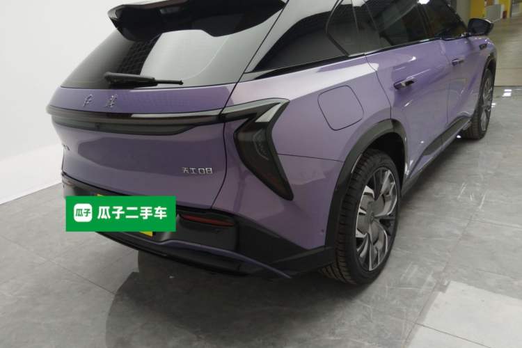 Used Hongqi Tiangong 08 2025 680 Ultra Four-Wheel-Drive Version
