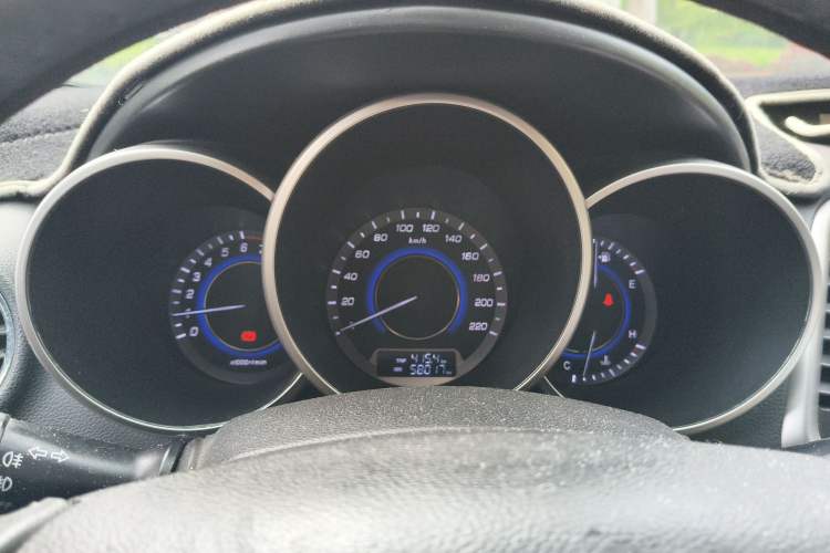 Used CHANGAN Eado 2015 1.6L Manual Luxury Model China IV Standard Instrument Cluster