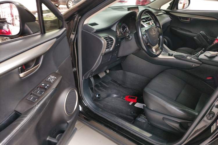 Used Lexus NX 2015 200 Front-Wheel Drive X-Trail SE Edition