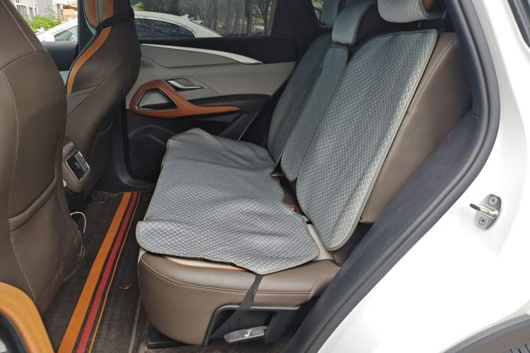 Used BYD Song Pro New Energy 2023 Champion Edition DM-i 110KM Excellence Model Left Rear Seat