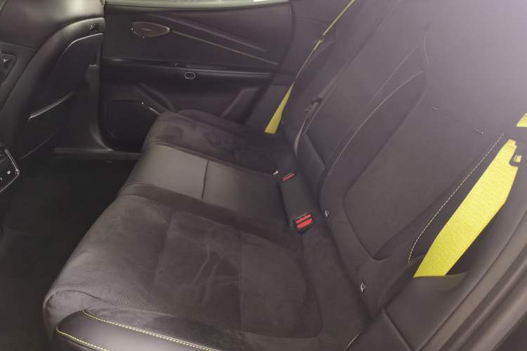 Used Lynk & Co Lynk & Co 10 EM-P 2025 Model 240 Four-Wheel Drive Ultra