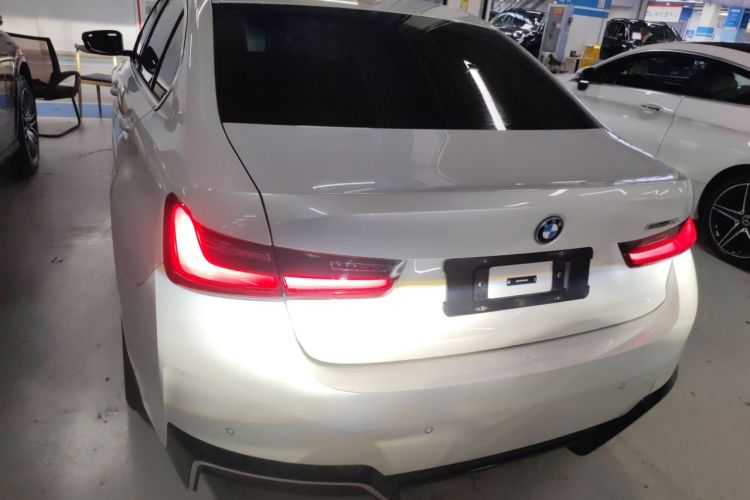 Used BMW i3 2022 eDrive 35 L
