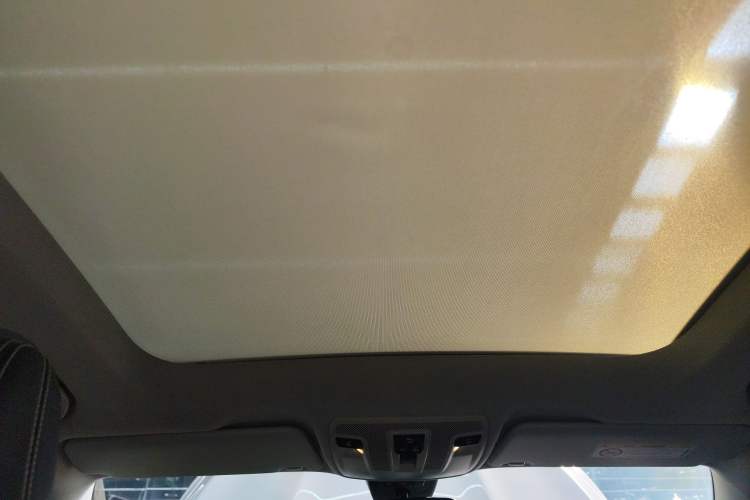 Used Mercedes-Benz GLA 2018 GLA 200 Sport Edition Headliner