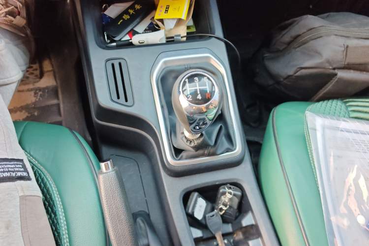 Used JMC Baodian 2020 2.5T Diesel 4x4 Comfort Edition Long Wheelbase JX4D25A6L