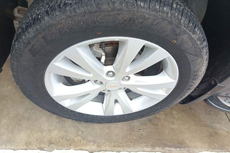 Used Chevrolet Captiva 2014 2.4L 4x4 Flagship Edition 7 Seats