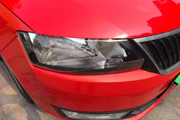 Used Skoda Rapid Spaceback 2014 1.6L Manual Enjoyment Edition