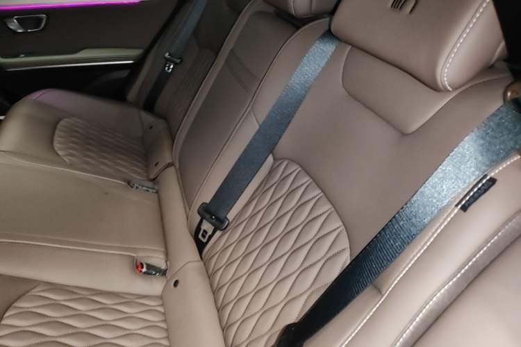 Used BYD Han 2025 DM-i Smart Drive 125KM Elite Model
