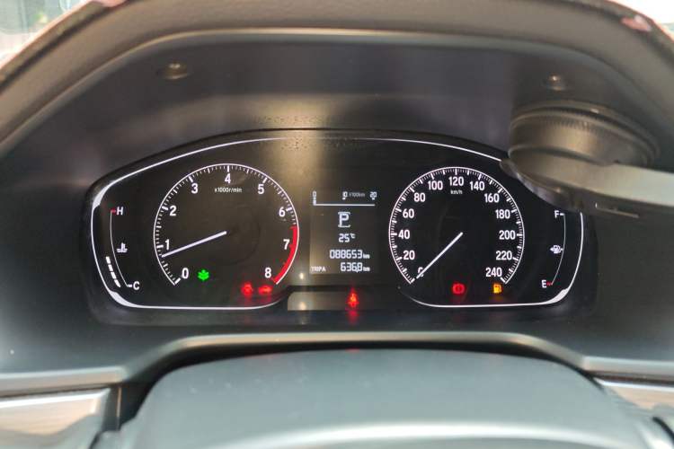 Used Honda Accord 2018 260TURBO Elite Edition China VI Odometer Close Up