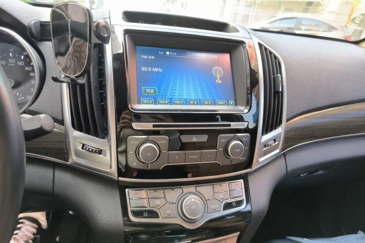 Used Haval H9 2015 2.0T Four-Wheel Drive Luxury 7-Seater
