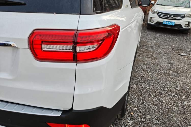 Used Changan CS95 2017 2.0T Two-Wheel Drive Zhituo Edition