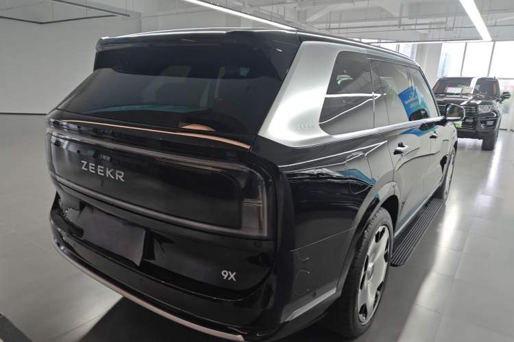 Used Zeekr 9X 2025 Hyper Edition
