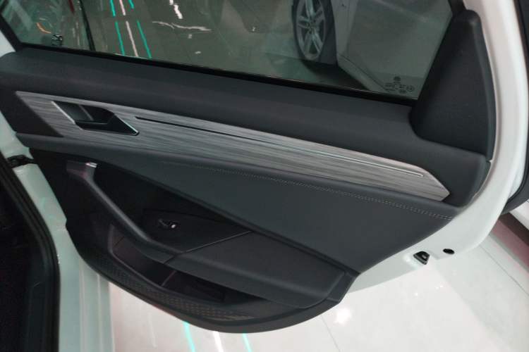 Used Volkswagen Sagitar 2023 200TSI DSG Excellence Edition