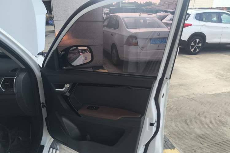 Used Chery Tiggo 3 2018 1.6L Manual Million Global Edition