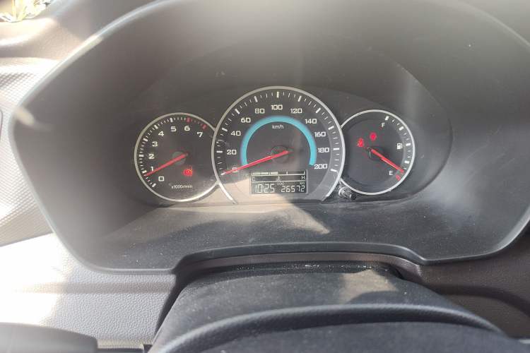 Used Wuling Hongguang V 2022 1.5L Jingqu Edition Electric-Assist LAR