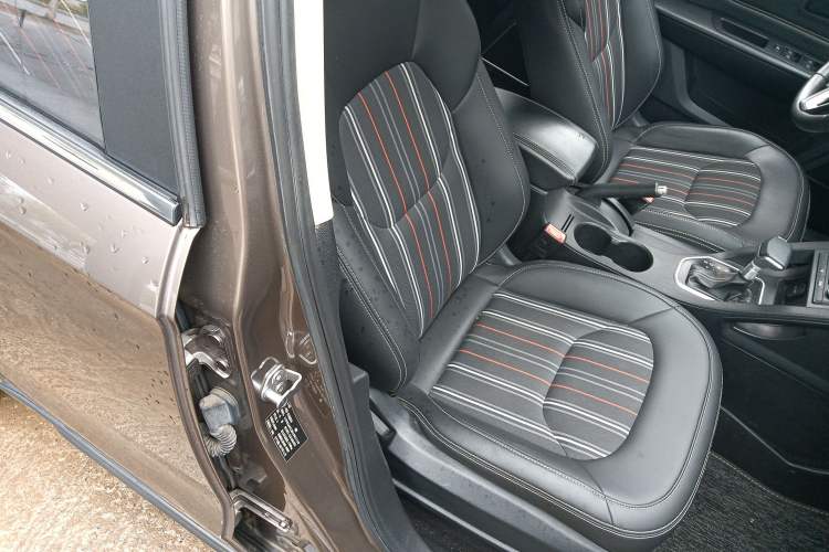 Used Bestune X40 2017 1.6L Automatic Luxury Model
