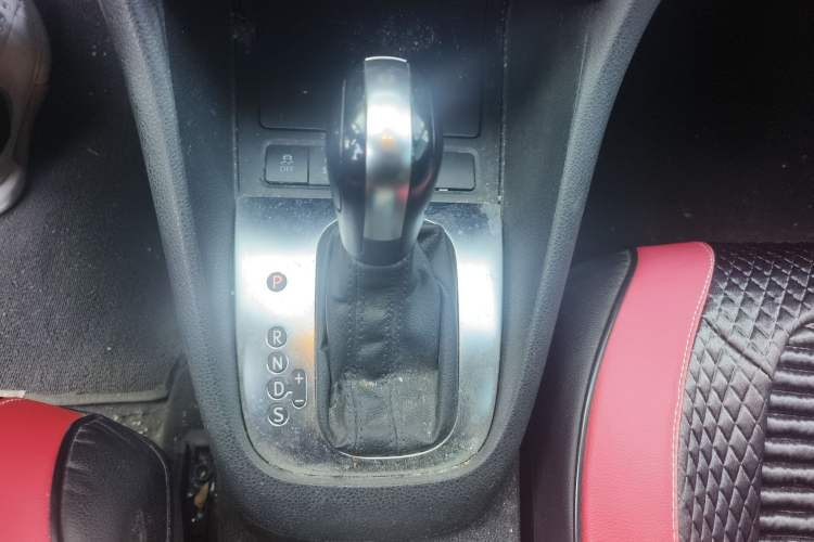 Used Volkswagen Golf 2012 1.6L Automatic Comfort Model
