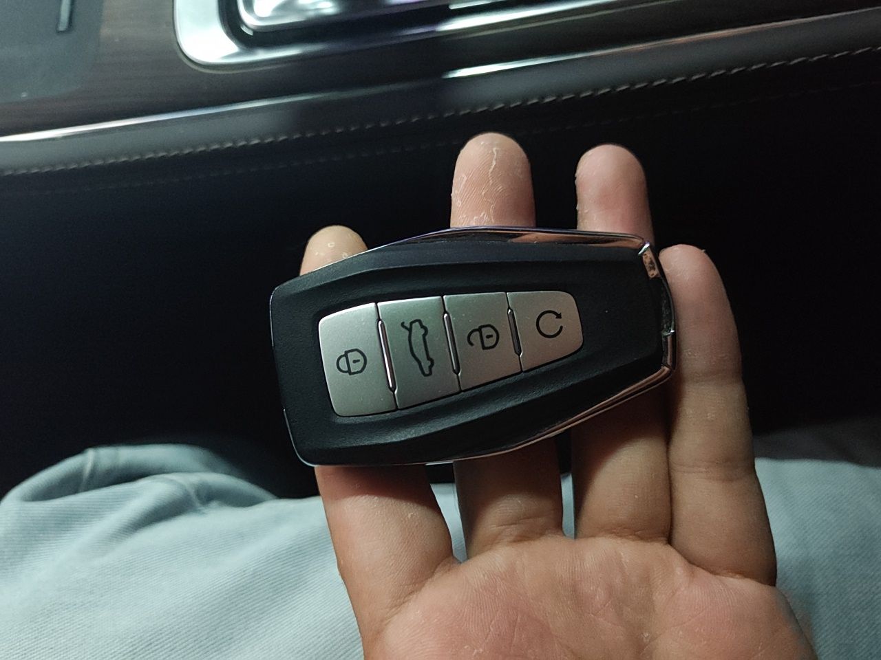 Geely Auto Monjaro L 2026 Model Oriental Yao 2.0TD Automatic Wangyue Edition — снимка 20