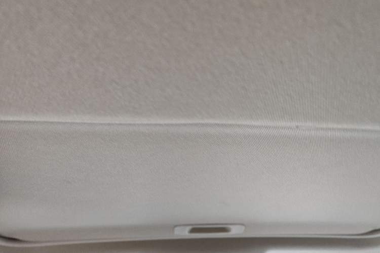 Used Mazda 3 Axela 2017 Sedan 1.5L Automatic Luxury Model Emission Standard China V Headliner