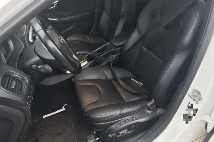 Used Volvo V40 2016 T3 Zhiyi Edition Left Front Seat