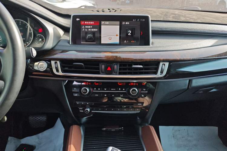 Used BMW X6 2018 xDrive28i
