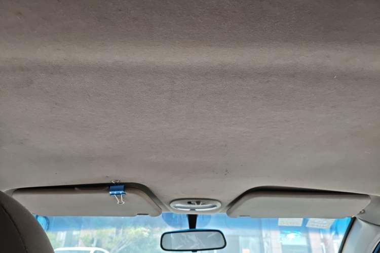 Used Chery QQ3 2012 Fashion Edition 1.0L Manual Champion Version
