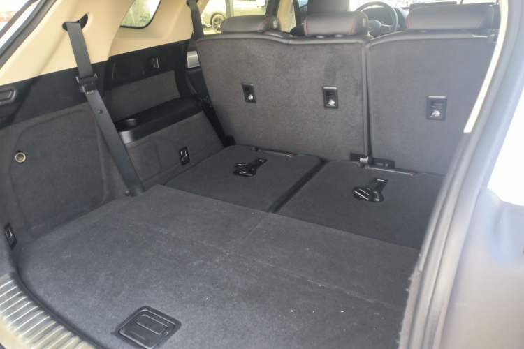 Used BYD Tang New Energy 2018 DM 2.0T All-Wheel Drive Smart Connectivity Luxury Model 7 Seats China V Emission Standard