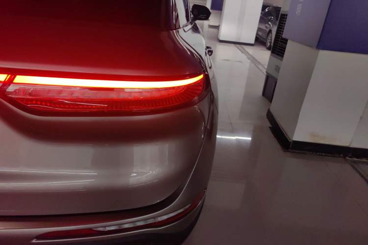 Used Lincoln Corsair 2020 2.0T Two-Wheel Drive Luxury Edition