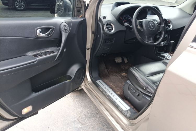 Used Renault Koleos 2013 2.5L Two-Wheel Drive Comfort Edition with Navigation
