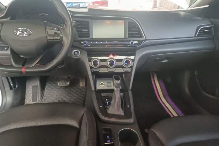 Used Hyundai Elantra (6th Generation / Lingdong) 2019 1.4T Dual-Clutch Xuan Dong · Dynamic Model
