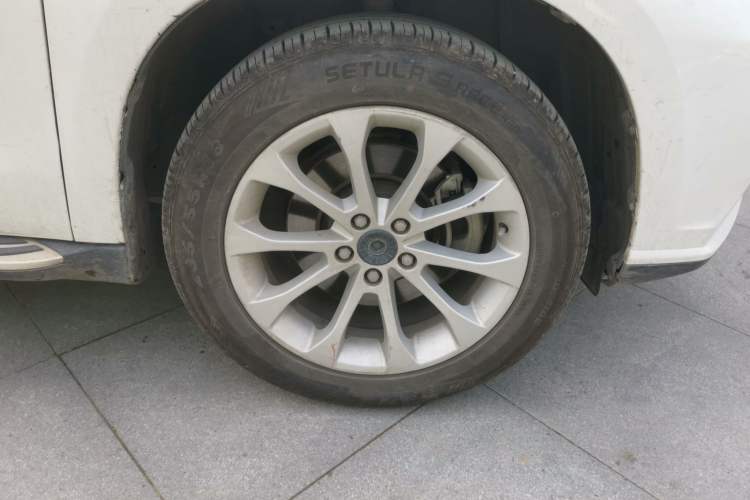 Used Haval H2 2017 Red-Label 1.5T Automatic Two-Wheel Drive Luxury Model Right Front Wheel Hub