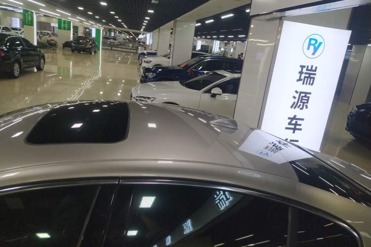 Used Volvo S60 2017 S60L T4 Smart Range Edition
