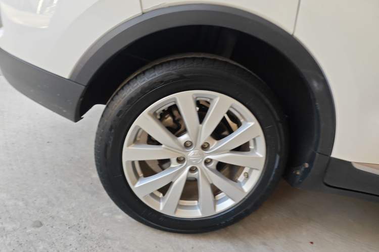 Used MG ZS 2020 180 DVVT Automatic Lite Right Rear Wheel Hub