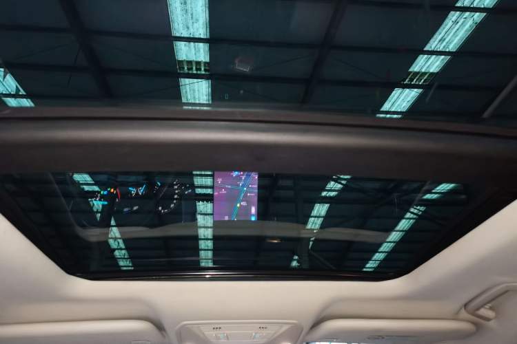 Used Ford Kuga 2019 EcoBoost 180 Two-Wheel-Drive Titanium Plus Model China VI Standard Headliner