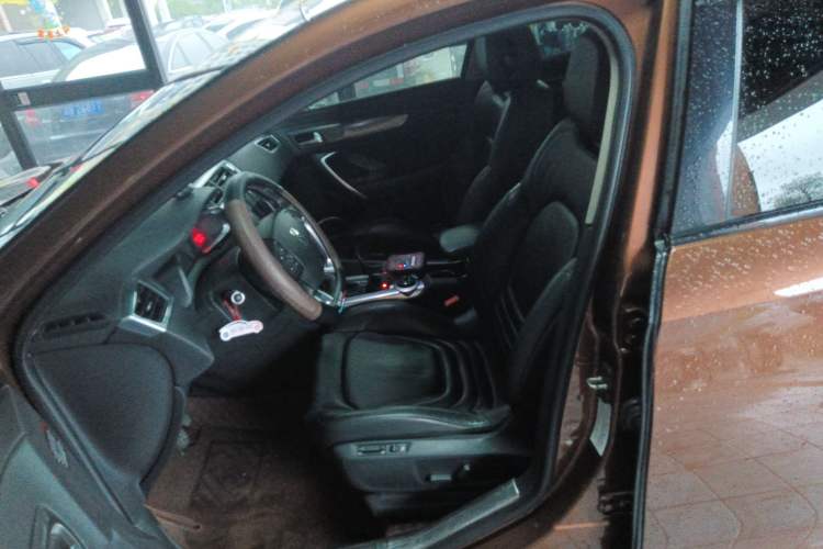 Used DS 6 2014 1.6T Luxury Edition THP160