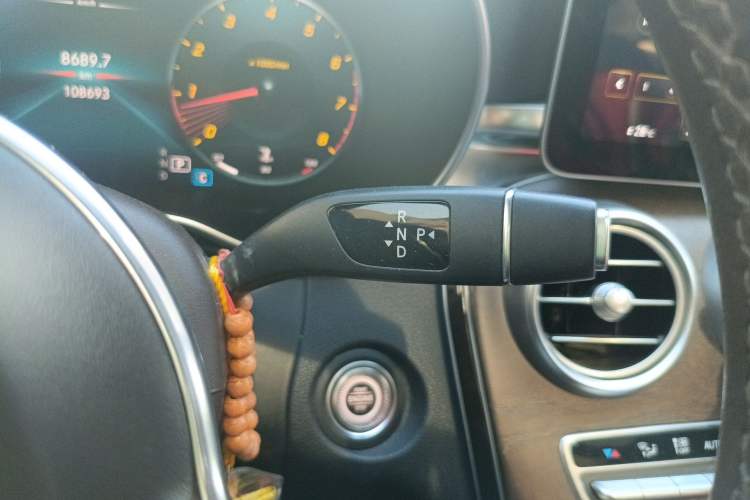 Used Mercedes-Benz GLC 2020 GLC 260 L 4MATIC Luxury Model Gear Lever