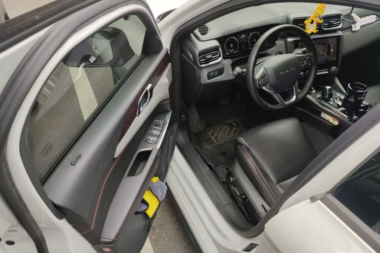 Used Lynk & Co 03 2019 1.5TD DCT JingPro Edition China VI Standard Driver Seat