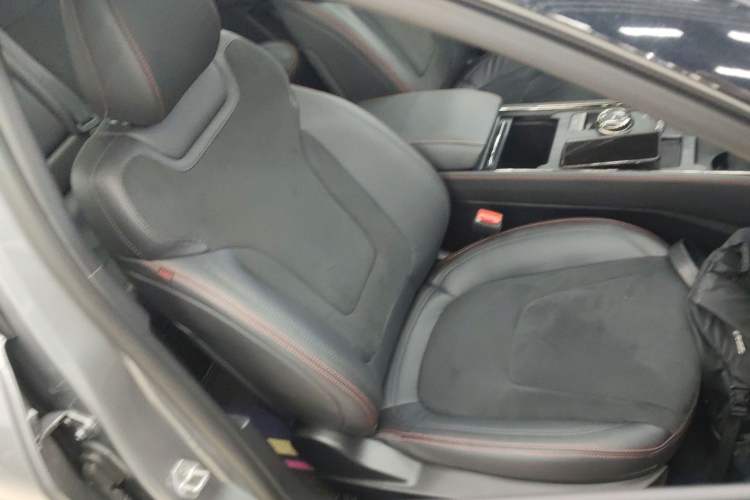 Used Ford Mondeo 2022 Facelift EcoBoost 245 ST-Line Right Front Seat